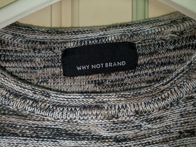 Maglione grigio,nero e marrone