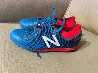 Zapatillas NB botas futbol Talla 37 NUEVAS