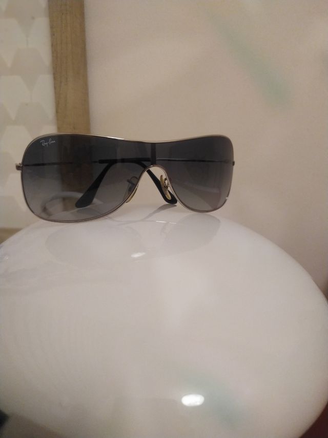 Gafas Ray-Ban. Nuevas con su funda y Toallita