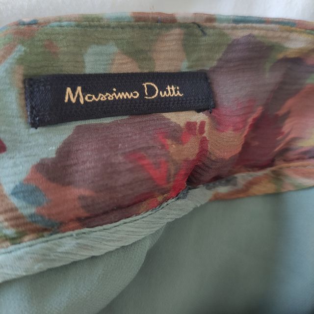 Falda gasa floral Massimo Dutti. Talla S (36)