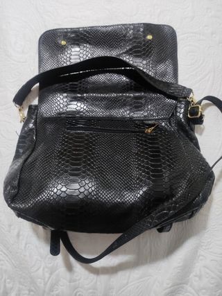 Bolso negro Collection IRL cuero