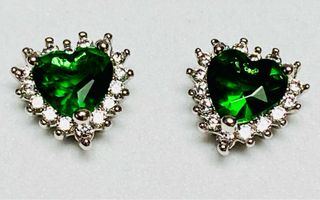 Pendientes con cromodiopsidos en plata de ley 925