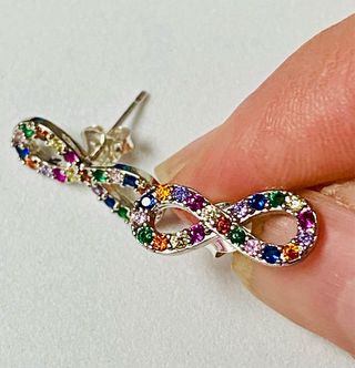 Pendientes de simbolo infinito en plata de ley 925
