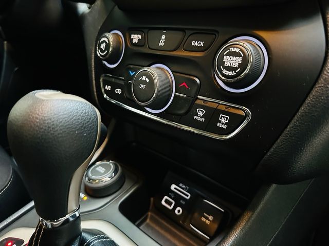 Jeep Cherokee 2020