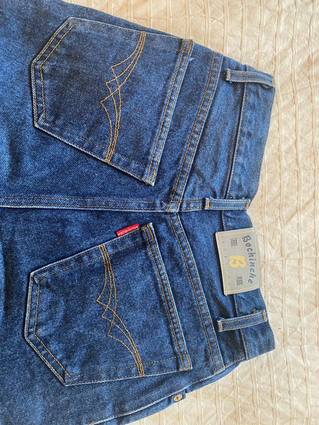 Jeans vaqueros de tiro alto