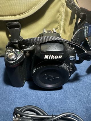 camara nikon d60+dos ojetivos, cargador y bolsa