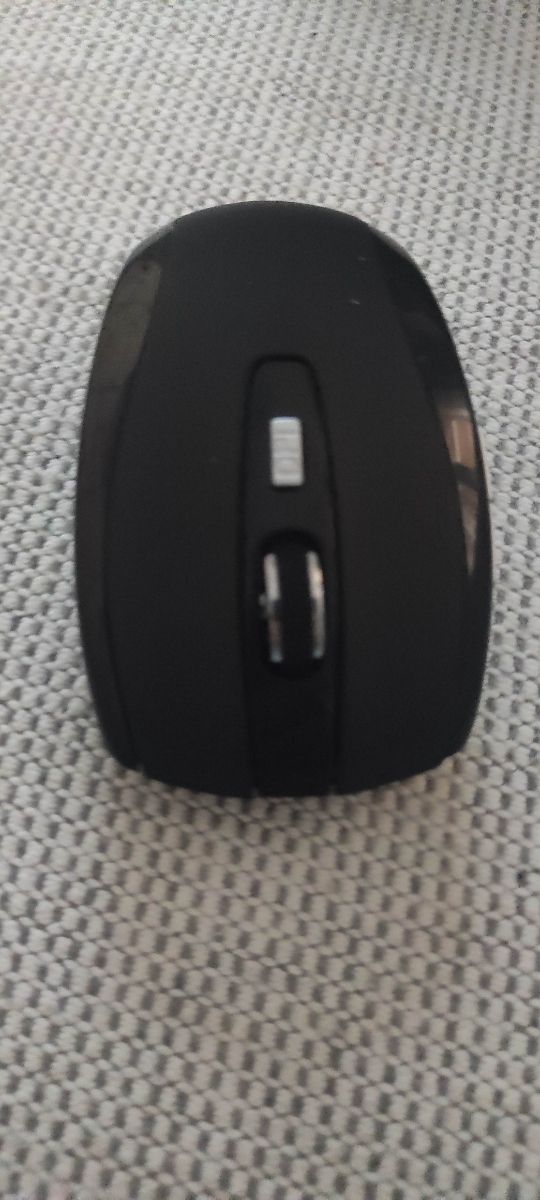 Ratón inalámbrico nuevo