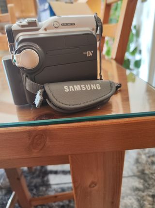 Cámara de vídeo Samsung VP-D301