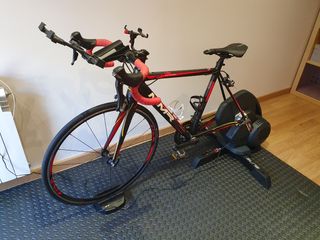 Bicicleta MMR+ Rodillo ELITE DIRETO XR + Ipad