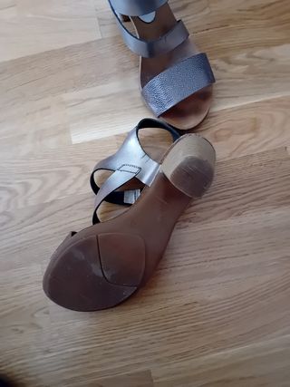 Sandalias plateadas