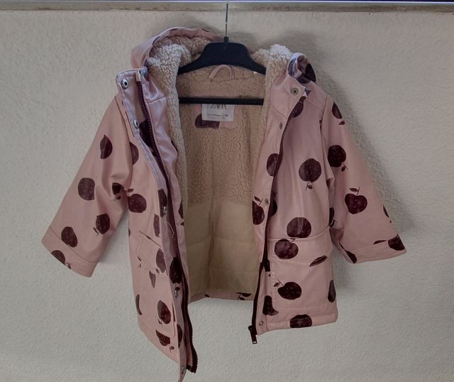 Abrigo niña de Zara