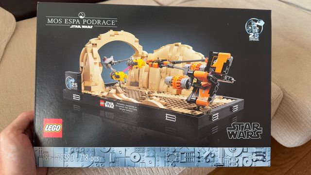 LEGO 75380 Star Wars: Diorama La minaccia fantasma