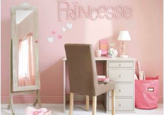 Cartel de Princesa. Maison du monde