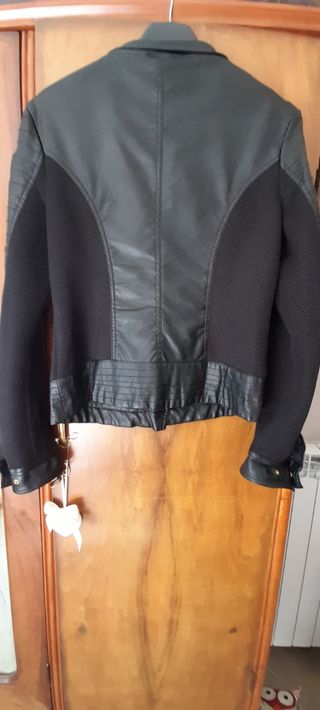 Giubbotto in similpelle