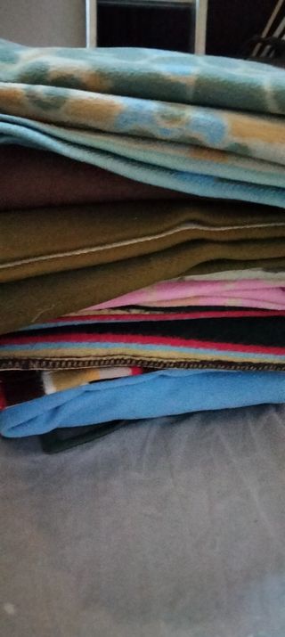 Se vende 8 mantas vintage