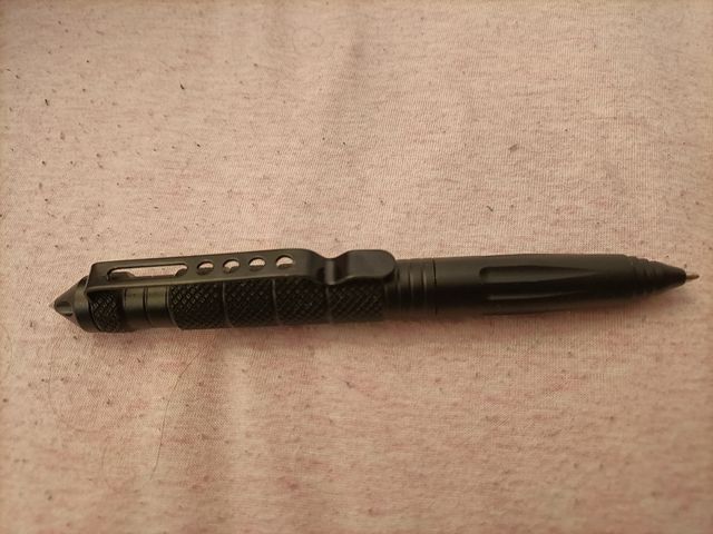 🖊️Bolígrafo táctico a estrenar 📌