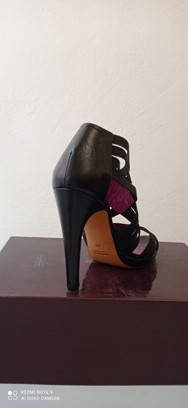 Sandali neri 38,5-39 vera pelle