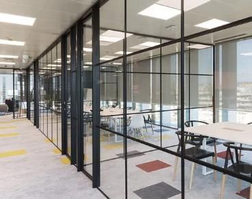 Mamparas de oficina madera o cristal