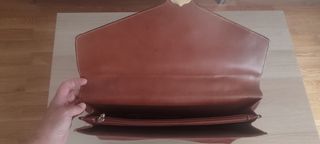 Maletín de piel marrón unisex