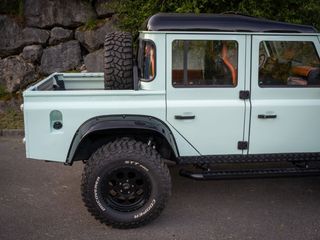 Land Rover Defender 2008