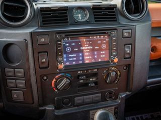 Land Rover Defender 2008