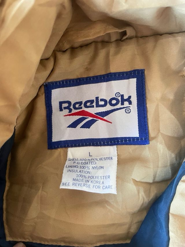 Chaquetón Reebok y2k Notre Dame vintage ultra raro