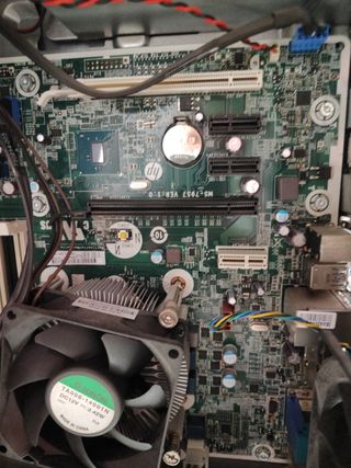 TORRE PC HP I5 3.2GHz 6G 8RAM 500GB 