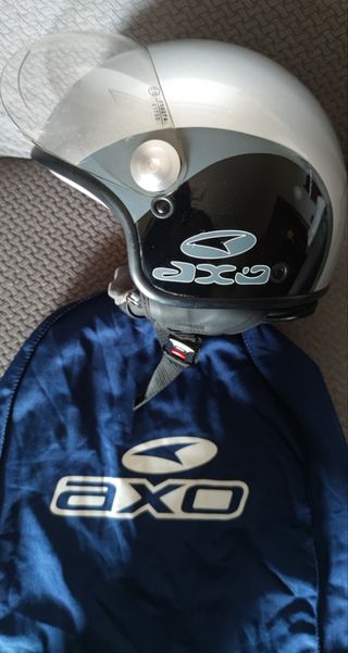 Casco Jet Axo con para-orecchie/collo