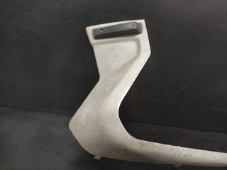 Lateral gris izquierdo Yamaha Xmax 250cc(2006/07)