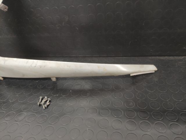Lateral gris izquierdo Yamaha Xmax 250cc(2006/07)