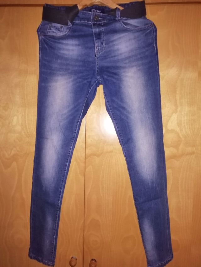 pantaloni in jeans