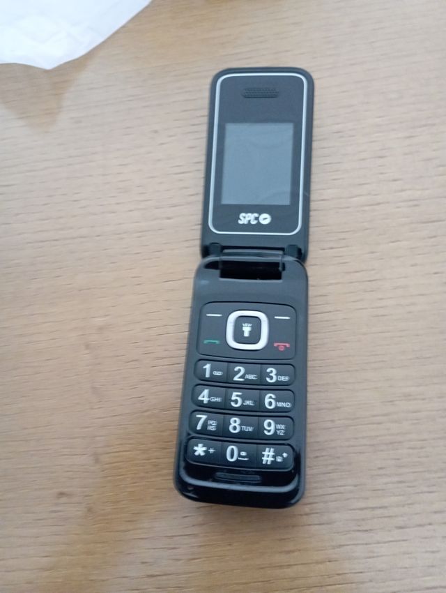 Móvil SPC FLIP Libre. Poco uso