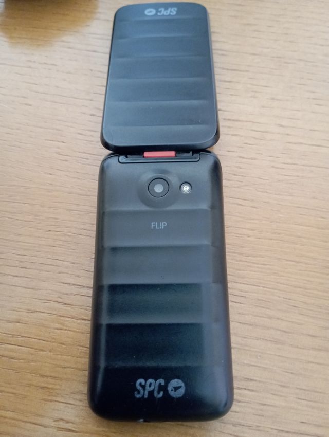 Móvil SPC FLIP Libre. Poco uso