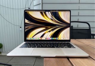 MacBook Air M2 BLANCO ESTRELLA