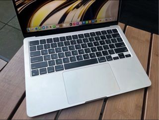 MacBook Air M2 BLANCO ESTRELLA