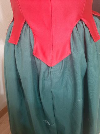 Conjunto rojo blanco y verde