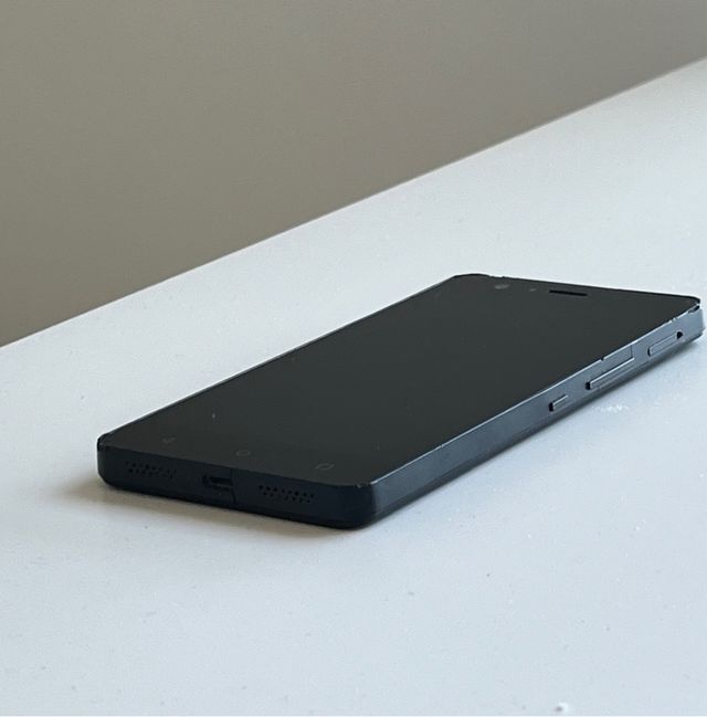 Móvil BQ M5 - 32GB! Buen Estado y Excelente Precio