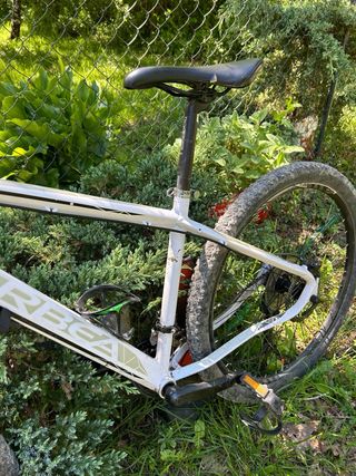 Bicicleta Orbea blanca MX 27,5 40
