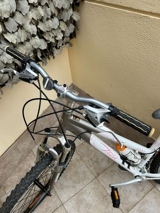 Bicicleta BH TREK 3700  - 26''pulgadas