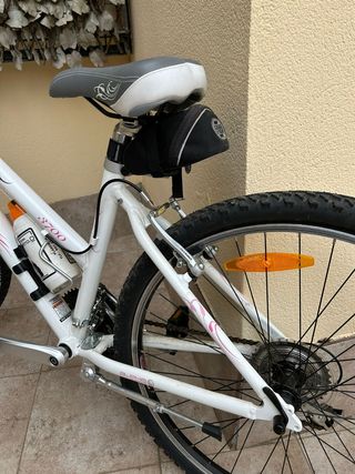 Bicicleta BH TREK 3700  - 26''pulgadas