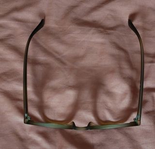 Gafas de la marca Zebra. Verde oliva.