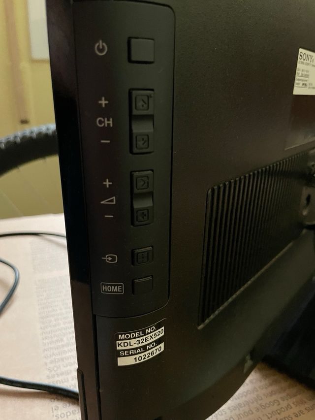Sony Bravia 32” KDL-32EX520