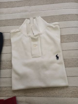 Polos