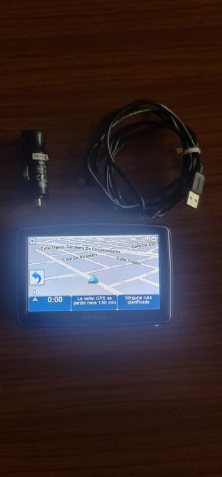 TomTom XXL IQ Routes Edition