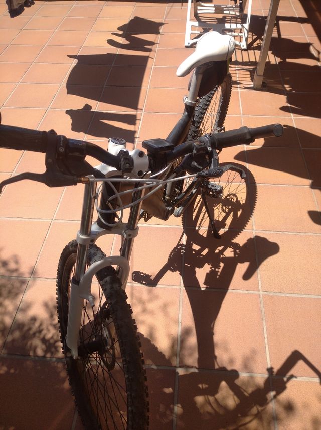 Bicicleta MTB