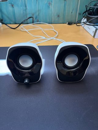 Altavoces Logitech