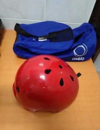 Patines en línea y bolsa, protecciones y