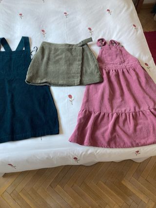 Vestidos pana tipo peto y minifalda