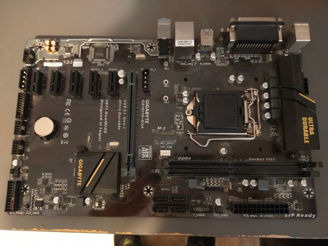 Placa base Gigabyte H110-D3A