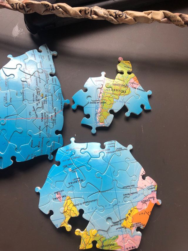 Puzzle bola mundo 3d